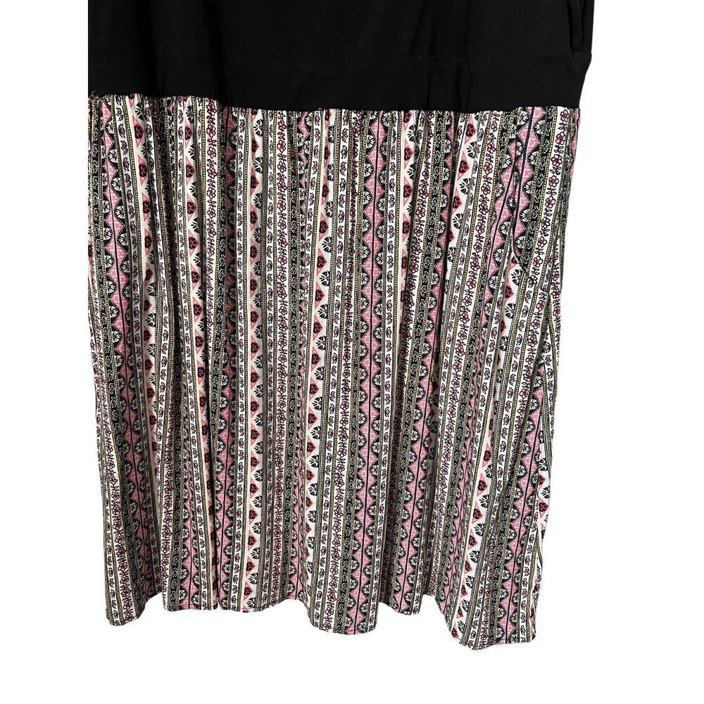 Torrid Dress Womens Size 4 Black Floral Scoop Neck Pockets Short Sleeve Pockets - Picture 4 of 16